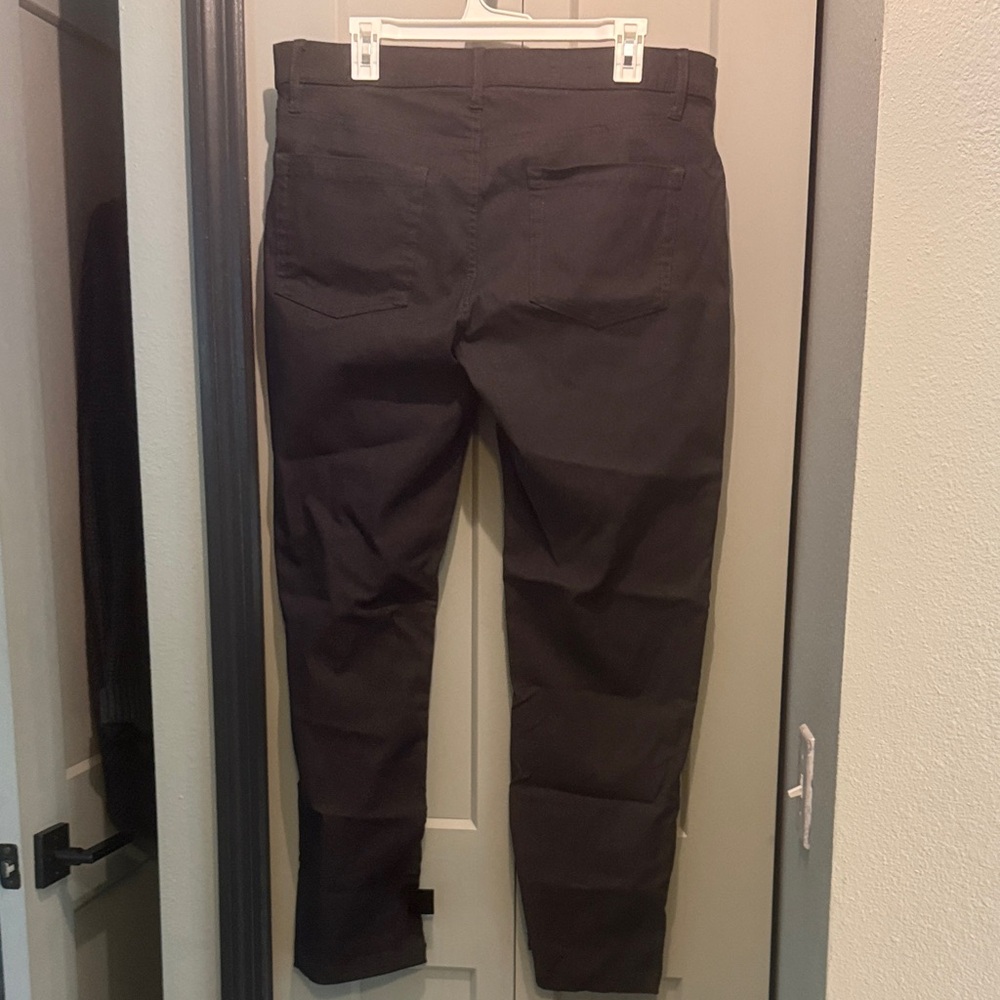 Men's Black Pants by Urban Star size 36x30 - Picture 2 of 3
